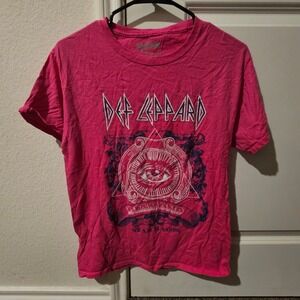 Def Leppard Diamond Star Halos Band Tee Hot Pink Graphic T-Shirt